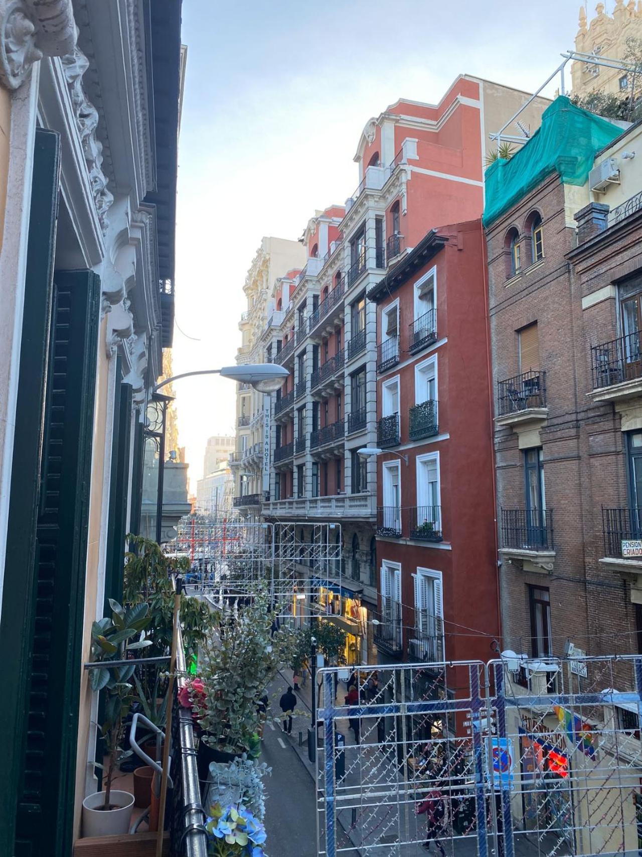 Hortaleza 4, Preciso Estudio En Chueca Junto A La Gran Via De Madrid Eksteriør billede